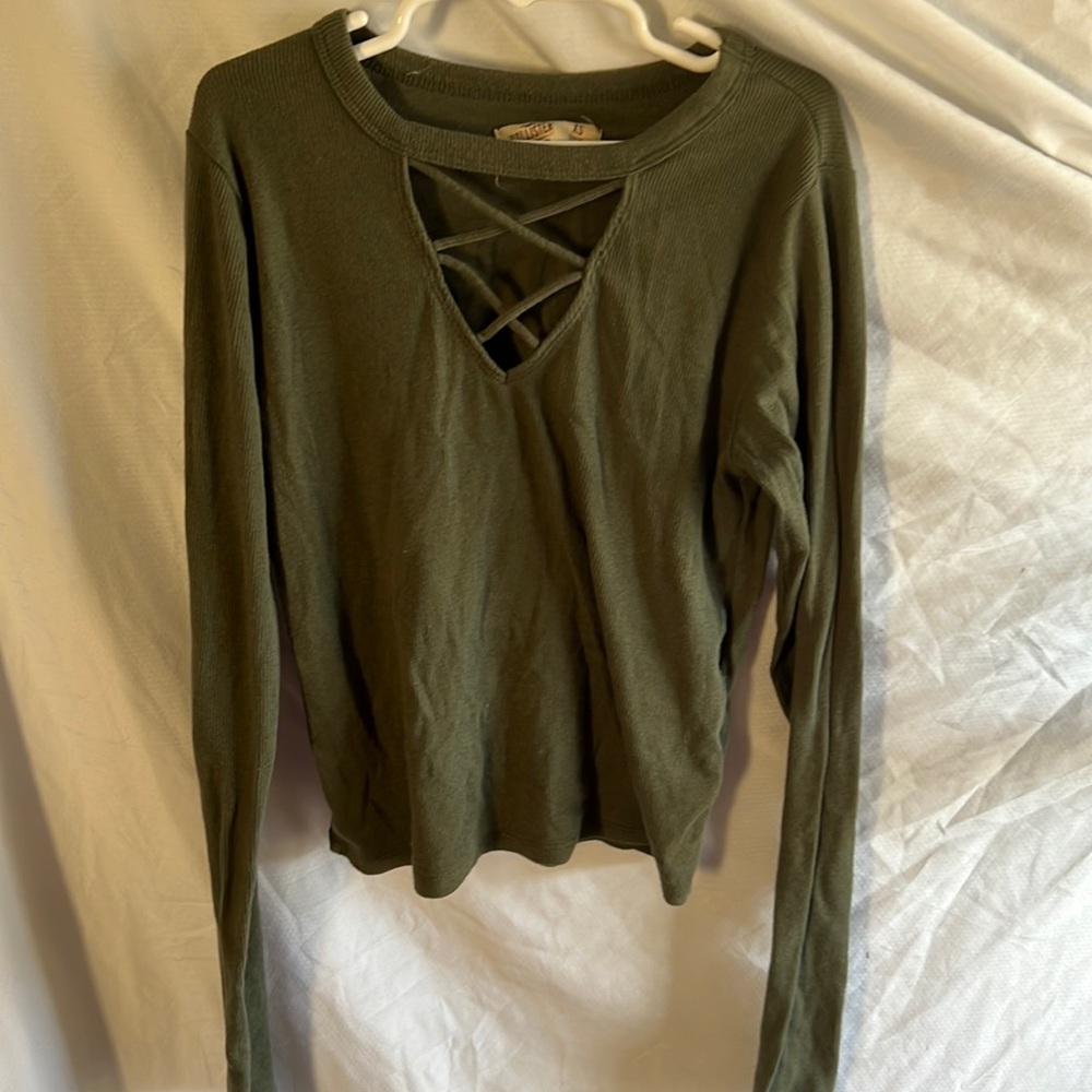 Hollister xs long sleeve crop top